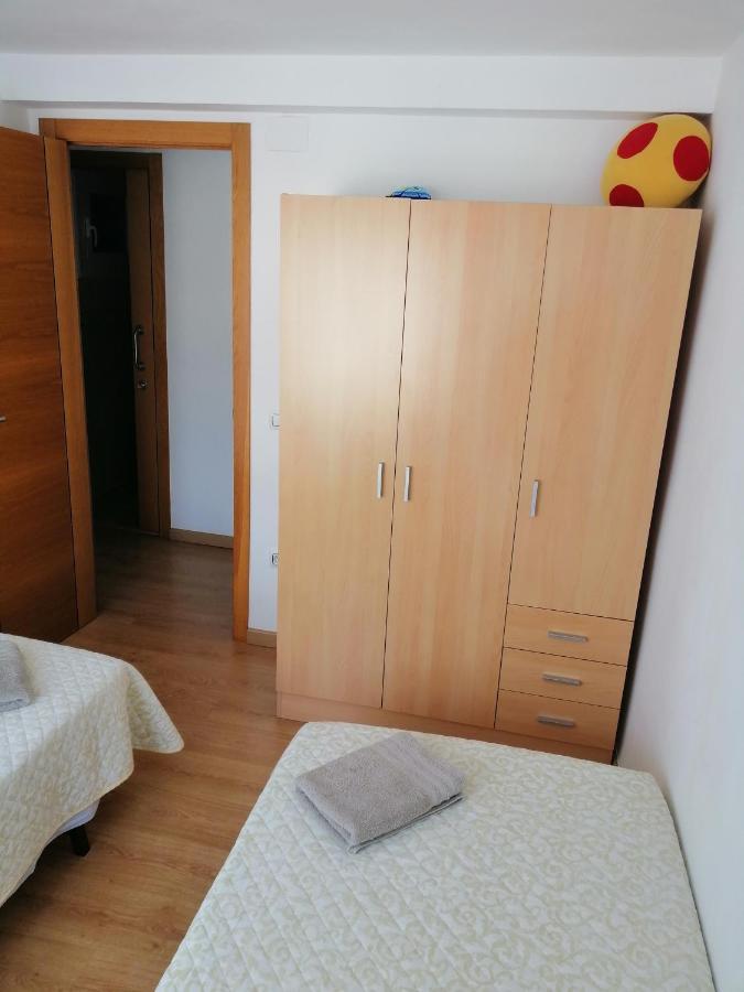 First Line Apartment *